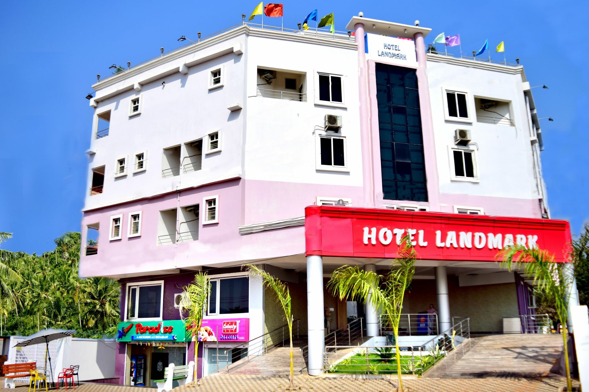 Hotel Landmark Bhubaneswar Ngoại thất bức ảnh
